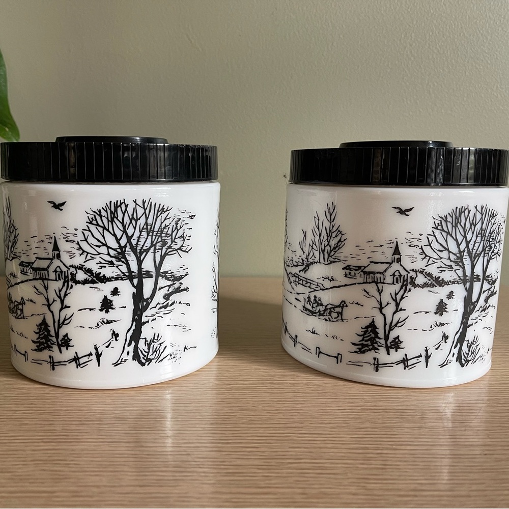 Vintage milk glass canisters - Picture 4 of 11